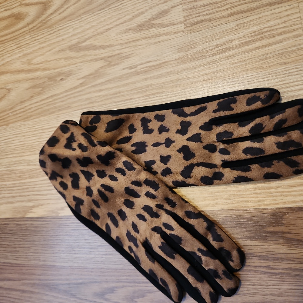 Gloves